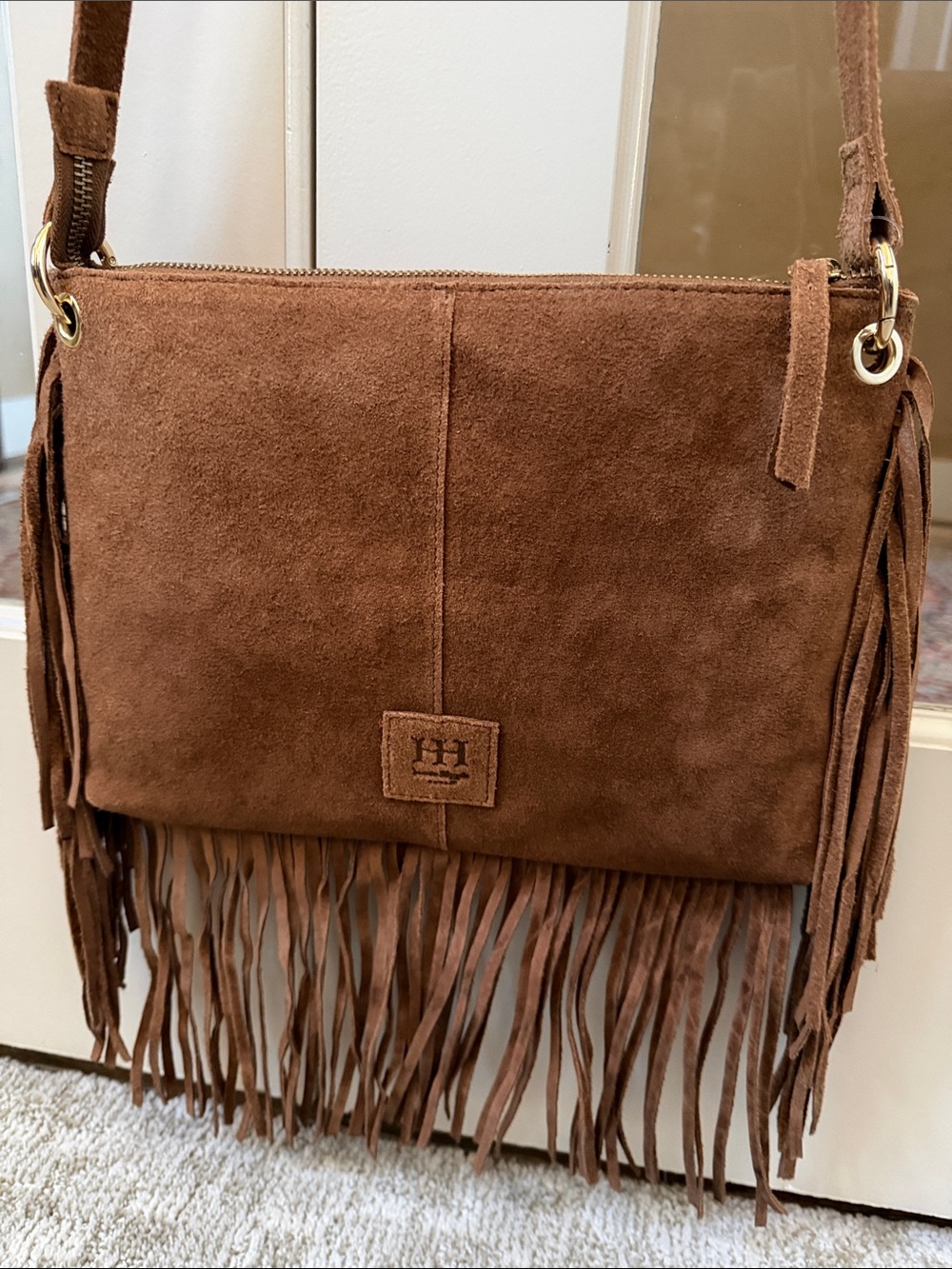 NWOT Haute Hippie Women’s Tan Genuine Suede Fringe Zip Top Crossbody Bag - Picture 3 of 7